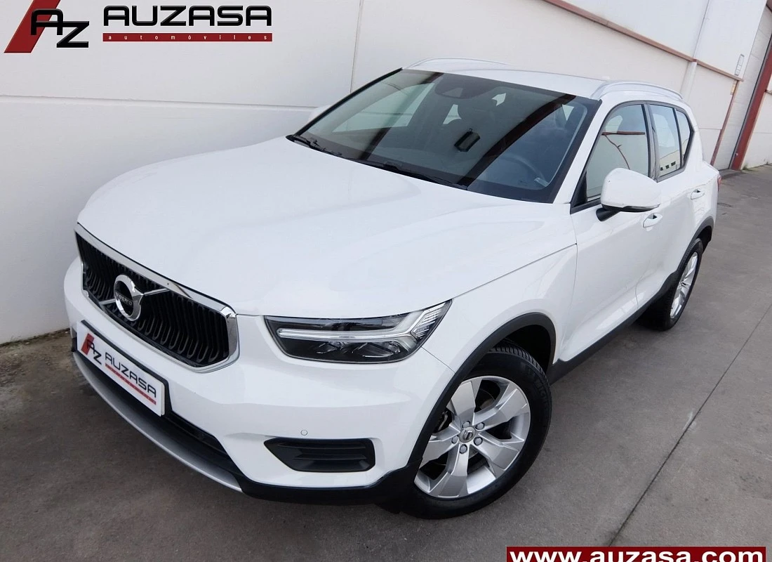 VOLVO XC40 T4 2.0 190 cv GEARTRONIC- AUTO -MOMENTUM-