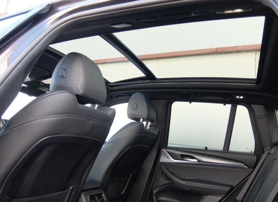 BMW X3 2.0d 190 cv X-DRIVE 4x4 AUTO -PACK M + TECHO