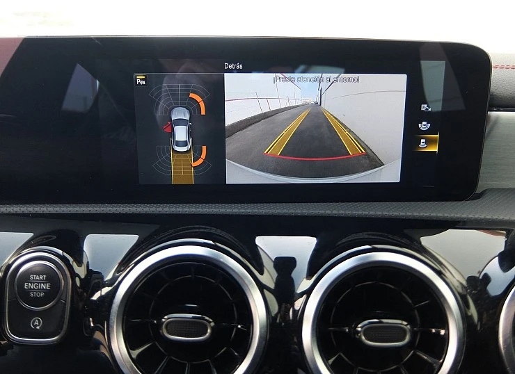 MERCEDES CLA 200 163 cv -PACK AMG