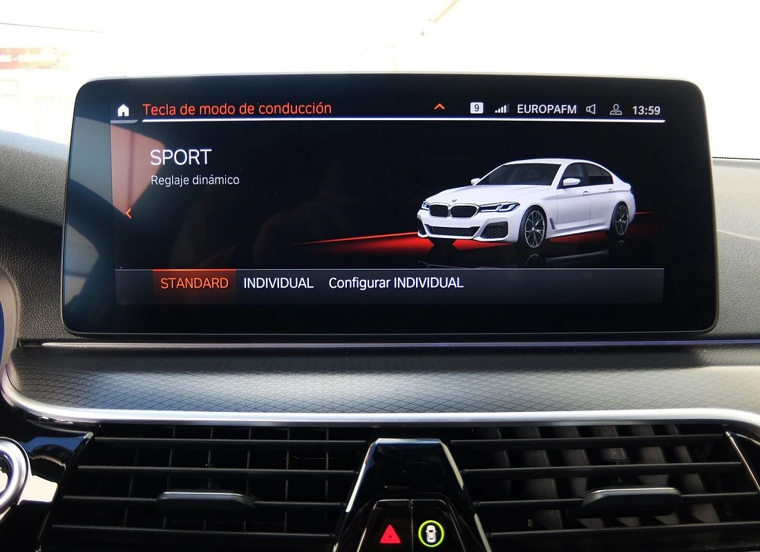 BMW 530i 258 cv AUTO -PACK M - Etiqueta ECO + Susp.ADAPTATIVA