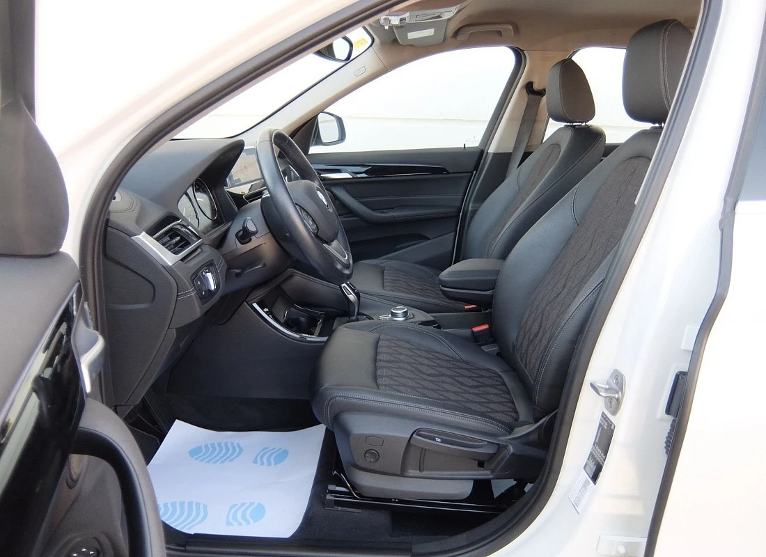BMW X1 18i 140 cv sdrive AUTO -X-LINE - Seminuevo-