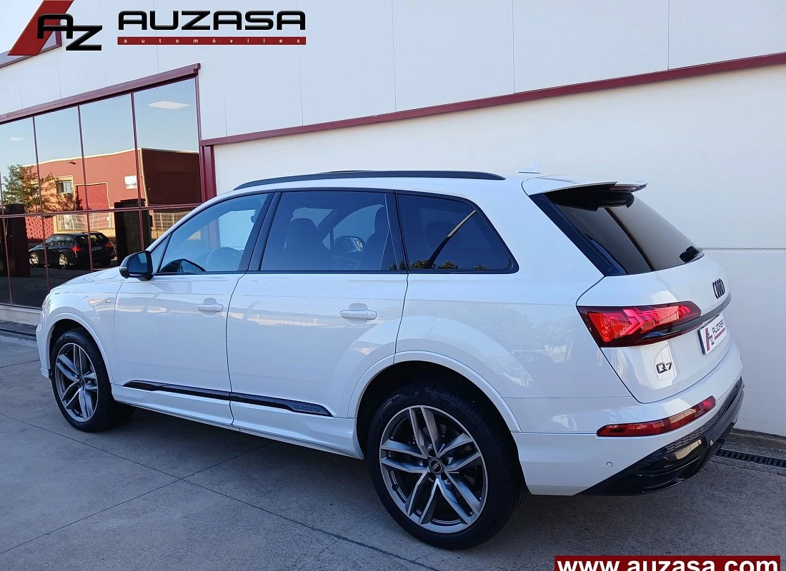 AUDI Q7 45TDI V6 232 cv QUATTRO TIPTRONIC -BLACK LINE Plus 7 plazas + TECHO + SUSP.NEUMÁTICA 2022 AUDI Q7 45TDI V6 232 cv QUATTRO TIPTRONIC -BLACK LINE Plus 7 plazas + TECHO + SUSP.NEUMÁTICA 2022