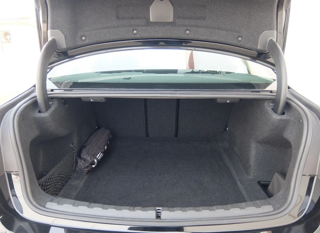 BMW 318D 2.0d 150 cv AUTO 4p ECO - Nuevo modelo 2023