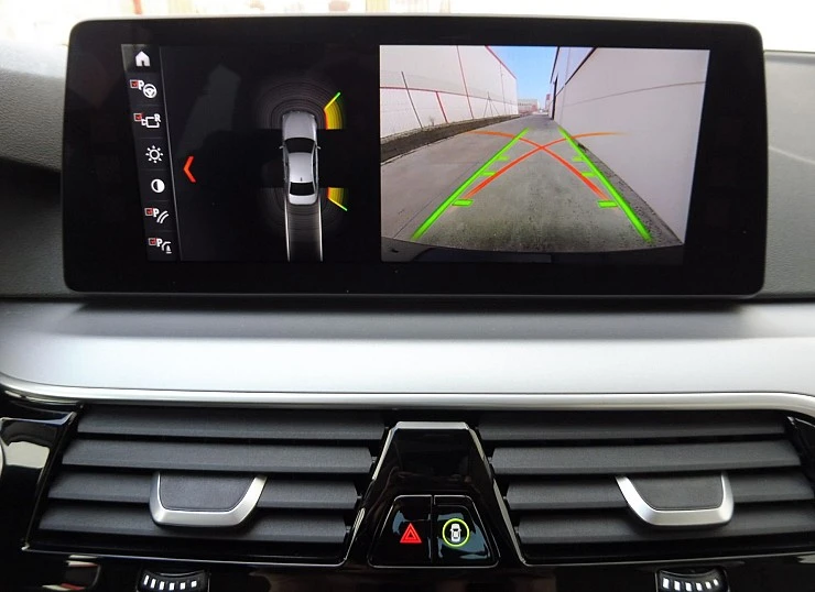 BMW 520D 190 cv AUTO - LUXURY + TECHO