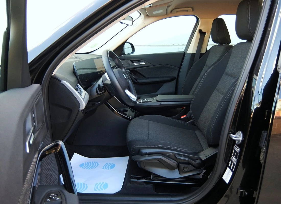 BMW X1 18i 136 cv sdrive AUTO - Nuevo Modelo 2024 BMW X1 18i 136 cv sdrive AUTO - Nuevo Modelo 2024