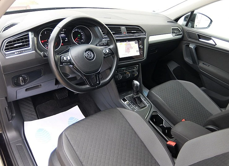 VOLKSWAGEN TIGUAN 2.0TDI 150 cv AUTO DSG Pack Deport R-LINE