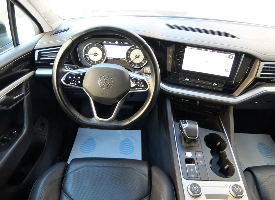 VOLKSWAGEN TOUAREG 3.0TDI V6 231 cv 4MOTION TIPTRONIC -R-LINE + PACK OFFROAD + SUSP.NEUMÁTICA + Full Equipe
