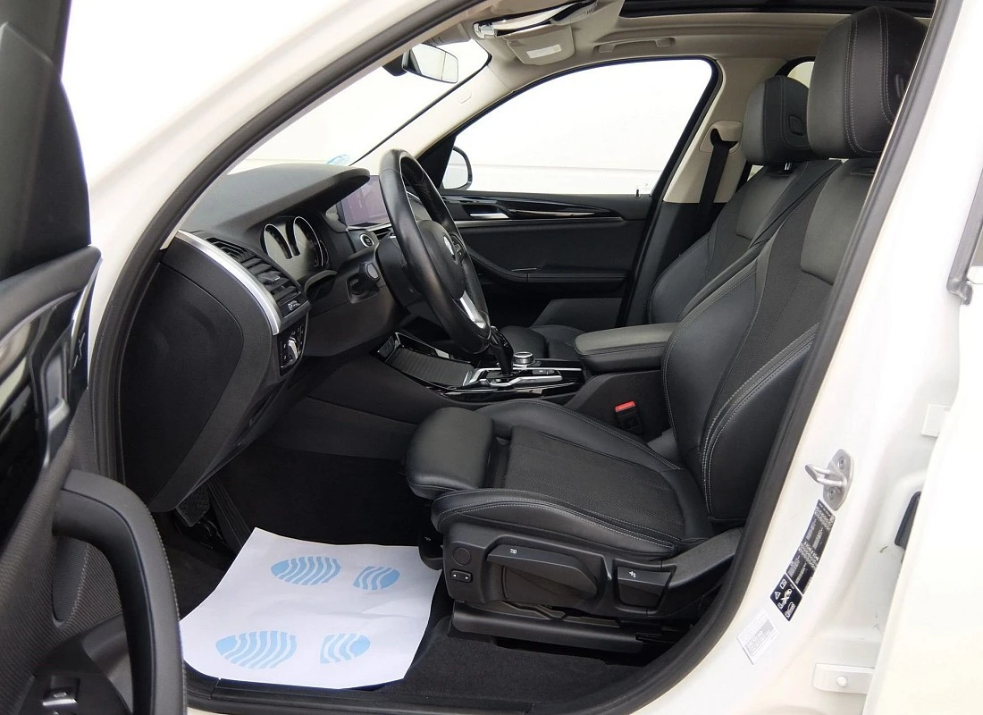BMW X3 2.0d 190 cv X-Drive 4x4 AUTO - Pack X-LINE + TECHO - ECO BMW X3 2.0d 190 cv X-Drive 4x4 AUTO - Pack X-LINE + TECHO - ECO