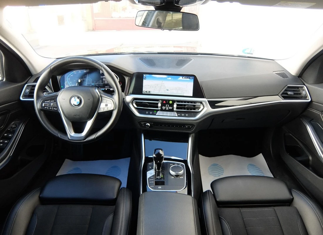 BMW 318d 2.0d 150 cv AUTO 4p- ECO Pack SPORT Line + BLACK Design